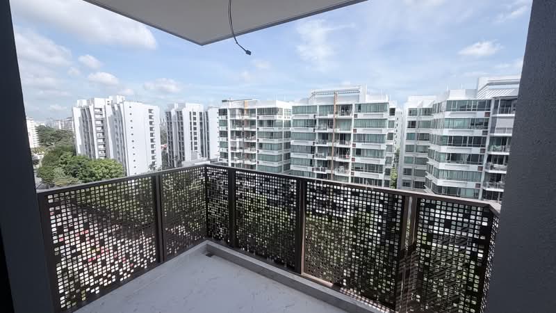 Sceneca Residence, Tanah Merah Kechil Link, 3 Bedrooms, 904 sqft, Condominium For Sale, by Sara Shen, 500142269 - Balcony - PropertyGuru.com.sg