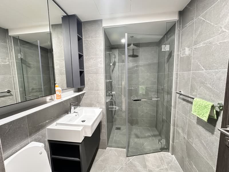 Riverfront Residences, 53 Hougang Avenue 7, 2 Bedrooms, 614 sqft, Condominium For Rent, by Evelyn Neo 梁慧雯, 500142273 - Bathroom - PropertyGuru.com.sg