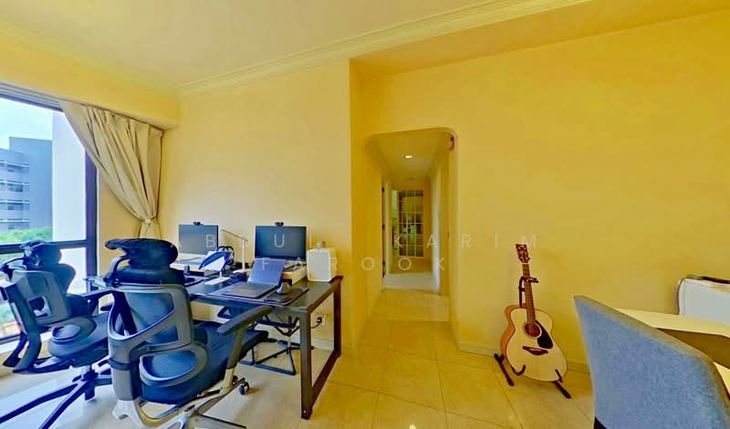 Seasons View, 5 Pemimpin Drive, 2 Bedrooms, 969 sqft, Condominium For Sale, by Abdul Karim Farook, 500142279 - PropertyGuru.com.sg