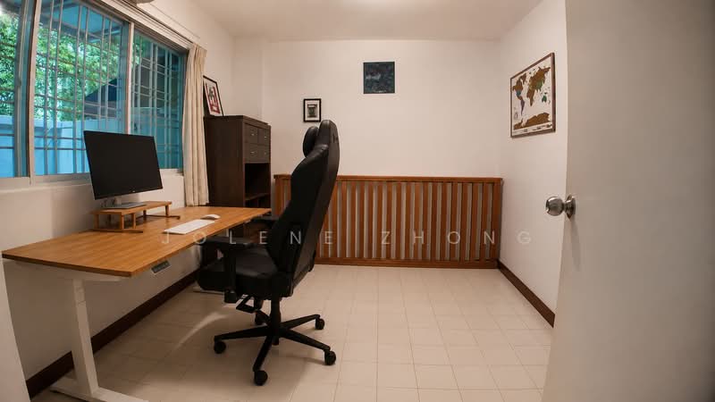 Cashew Crescent, Cashew Crescent, 4 Bedrooms, 2,500 sqft, Terraced House For Rent, by Jolene Zhong, 500142284 - Study - PropertyGuru.com.sg