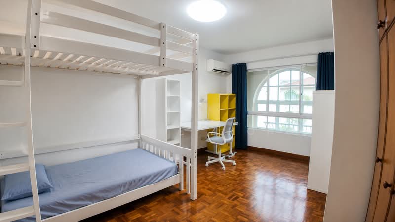 Cashew Crescent, Cashew Crescent, 4 Bedrooms, 2,500 sqft, Terraced House For Rent, by Jolene Zhong, 500142284 - Bedroom - PropertyGuru.com.sg
