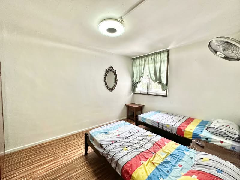 16 Eunos Crescent, 16 Eunos Crescent, 2 Bedrooms, 753 sqft, HDB Flat For Sale, by Sharifah Kamariah, 500142285 - Bedroom - PropertyGuru.com.sg