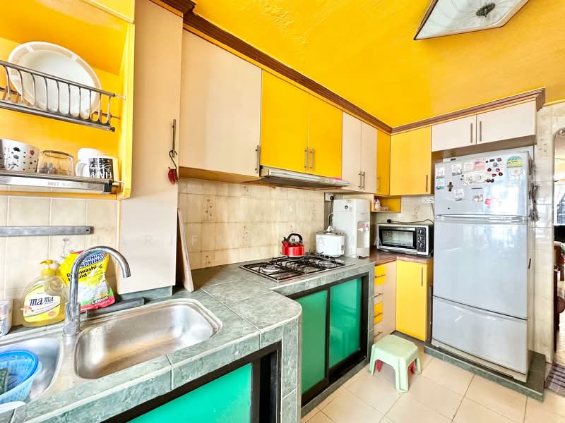 16 Eunos Crescent, 16 Eunos Crescent, 2 Bedrooms, 753 sqft, HDB Flat For Sale, by Sharifah Kamariah, 500142285 - Kitchen - PropertyGuru.com.sg