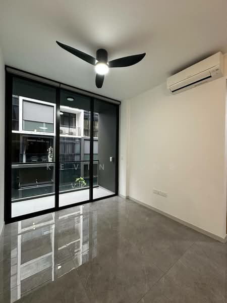The Essence, 1 Chong Kuo Road, 2 Bedrooms, 818 sqft, Condominium For Sale, by Kevin Yong, 500142294 - Balcony - PropertyGuru.com.sg
