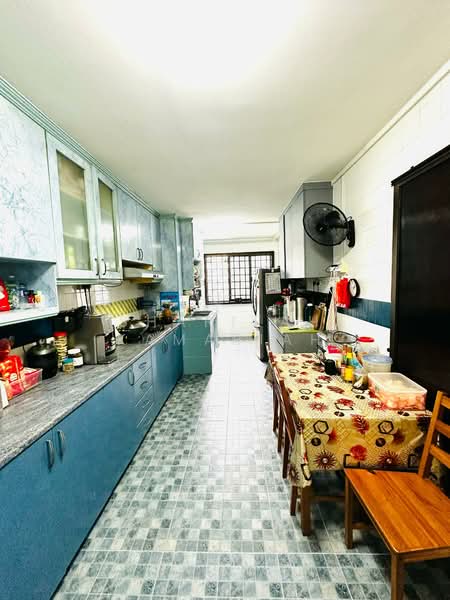 415 Pasir Ris Drive 6, 415 Pasir Ris Drive 6, 3 Bedrooms, 1,109 sqft, HDB Flat For Sale, by Sharifah Kamariah, 500142296 - Kitchen - PropertyGuru.com.sg