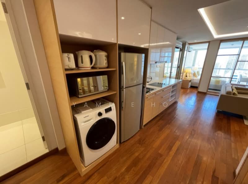 One North Bridge, 1 North Bridge Road, 2 Bedrooms, 885 sqft, Apartment For Rent, by Yammie Ho, 500142299 - Kitchen - PropertyGuru.com.sg