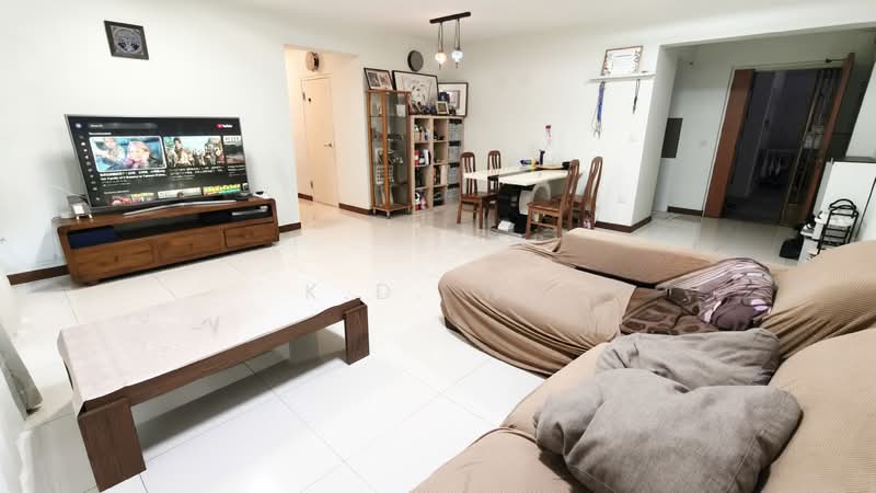 293C Compassvale Crescent, 293C Compassvale Crescent, 3 Bedrooms, 1,216 sqft, HDB Flat For Sale, by K.D. Wu, 500142305 - Living Room - PropertyGuru.com.sg