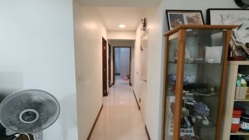 293C Compassvale Crescent, 293C Compassvale Crescent, 3 Bedrooms, 1,216 sqft, HDB Flat For Sale, by K.D. Wu, 500142305 - Corridor - PropertyGuru.com.sg