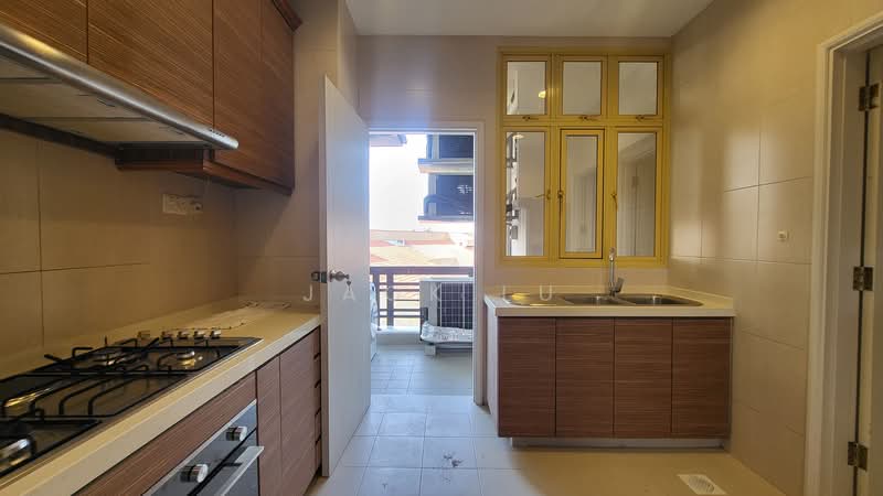 Orange Regency, 101 Fernhill Road, 3 Bedrooms, 2,422 sqft, Apartment For Rent, by Jack Lu, 500142311 - Kitchen - PropertyGuru.com.sg