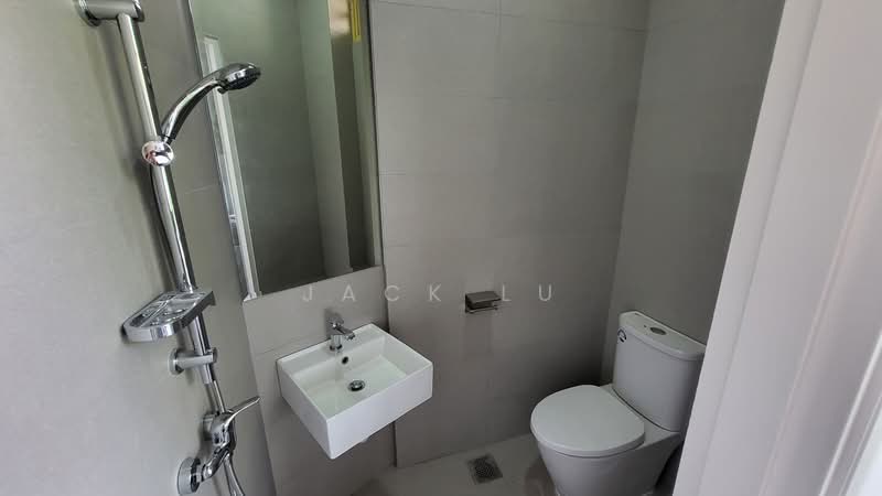 Orange Regency, 101 Fernhill Road, 3 Bedrooms, 2,422 sqft, Apartment For Rent, by Jack Lu, 500142311 - Bathroom - PropertyGuru.com.sg