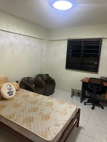 307 Clementi Avenue 4, 307 Clementi Avenue 4, Room Rental, 300 sqft, HDB Flat For Rent, by Dennis Chua, 500142318 - Bedroom - PropertyGuru.com.sg