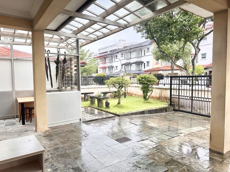 Mera Gardens, Almond Crescent, 5 Bedrooms, 3,185 sqft, Corner Terrace For Sale, by Vincent Teo, 500142335 - Exterior - PropertyGuru.com.sg