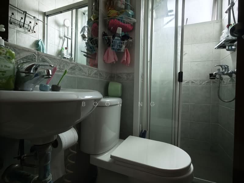 Rising Suites, 4 Sarkies Road, Room Rental, 90 sqft, Apartment For Rent, by Boon Ng, 500142337 - Bathroom - PropertyGuru.com.sg