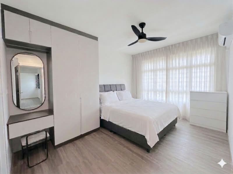 28B Dover Crescent, 28B Dover Crescent, 2 Bedrooms, 742 sqft, HDB Flat For Sale, by Lionel Yeo Propnex, 500142344 - Master Bedroom - PropertyGuru.com.sg