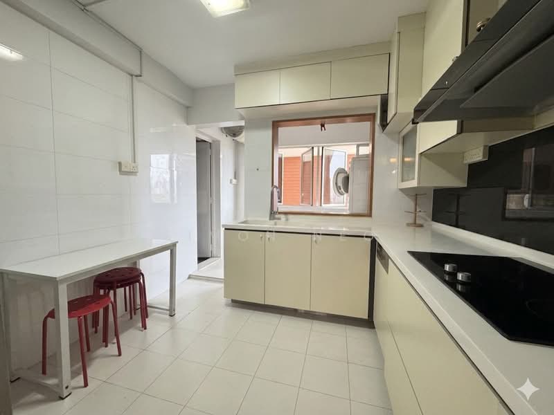 131 Clarence Lane, 131 Clarence Lane, 4 Bedrooms, 1,302 sqft, HDB Flat For Sale, by Simon Neo, 500142345 - PropertyGuru.com.sg