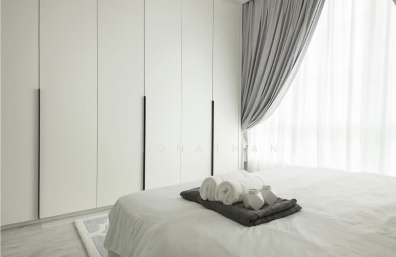 Eastwood Green, 10 Eastwood Road, 3 Bedrooms, 1,302 sqft, Condominium For Sale, by S Jonathan, 500142359 - Bedroom - PropertyGuru.com.sg