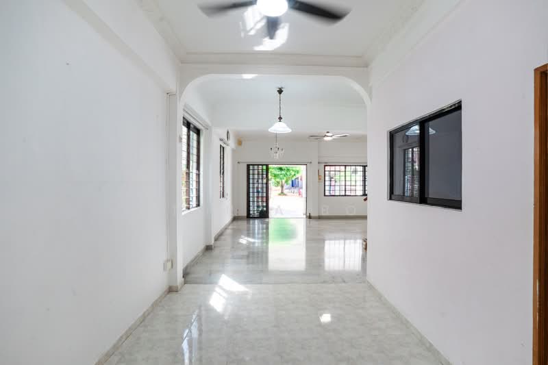Exclusive Listing @ Lorong Stangee, Lorong Stangee, 4 Bedrooms, 2,000 sqft, Terraced House For Sale, by Andrea Boo, 500142362 - PropertyGuru.com.sg