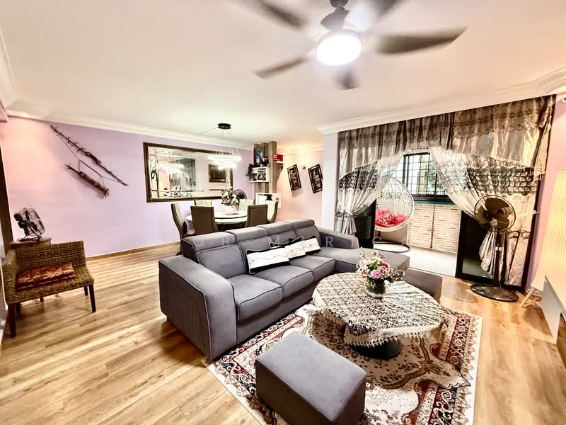 966 Hougang Avenue 9, 966 Hougang Avenue 9, 3 Bedrooms, 1,238 sqft, HDB Flat For Sale, by Ayoob Marican, 500142380 - Living Room - PropertyGuru.com.sg