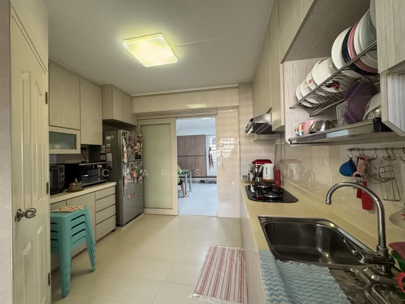 743 Woodlands Circle, 743 Woodlands Circle, 3 Bedrooms, 980 sqft, HDB Flat For Sale, by Charis Seah, 500142398 - Kitchen - PropertyGuru.com.sg
