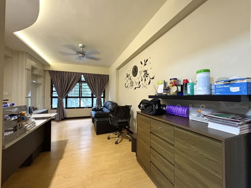 470B Fernvale Link, 470B Fernvale Link, 2 Bedrooms, 732 sqft, HDB Flat For Sale, by Noviana Santoso, 500142401 - Living Room - PropertyGuru.com.sg