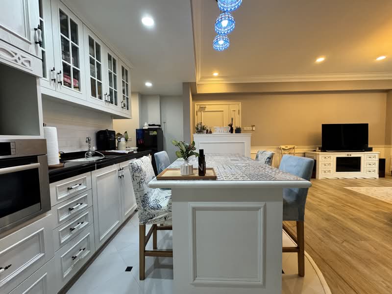 Le Hill, 44 Pasir Panjang Hill, 3 Bedrooms, 1,206 sqft, Condominium For Sale, by Lai Kong Fei, 500142404 - Kitchen - PropertyGuru.com.sg