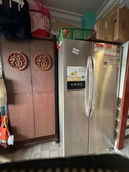 456 Ang Mo Kio Avenue 10, 456 Ang Mo Kio Avenue 10, Room Rental, 100 sqft, HDB Flat For Rent, by Angela Tay, 500142406 - Interior - PropertyGuru.com.sg