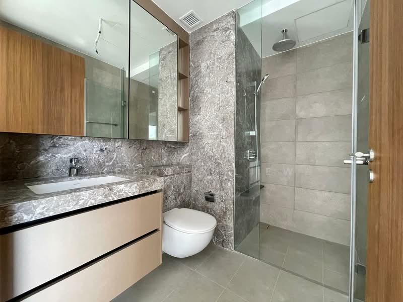 Stirling Residences, 23 Stirling Road, 2 Bedrooms, 657 sqft, Condominium For Rent, by Yee Bey Liew, 500142408 - Bathroom - PropertyGuru.com.sg