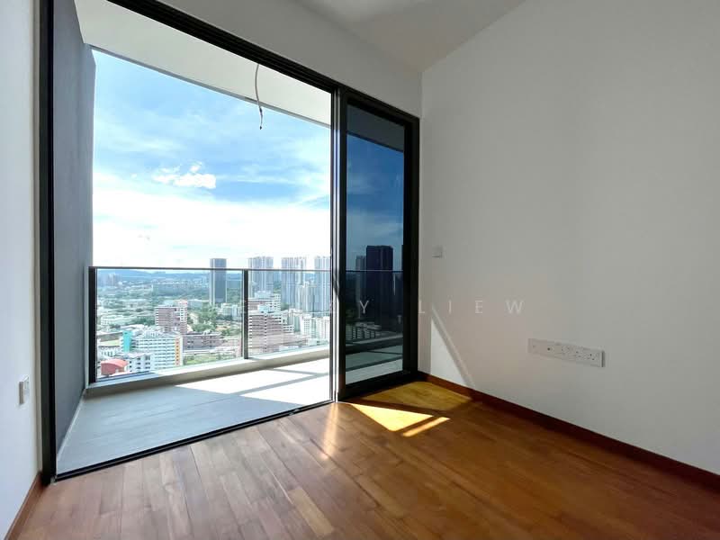 Stirling Residences, 23 Stirling Road, 2 Bedrooms, 657 sqft, Condominium For Rent, by Yee Bey Liew, 500142408 - Balcony - PropertyGuru.com.sg