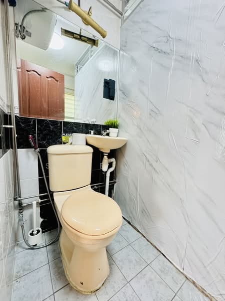 Melville Park, 18 Simei Street 1, Room Rental, 200 sqft, Apartment For Rent, by Steve Voon, 500142411 - Bathroom - PropertyGuru.com.sg