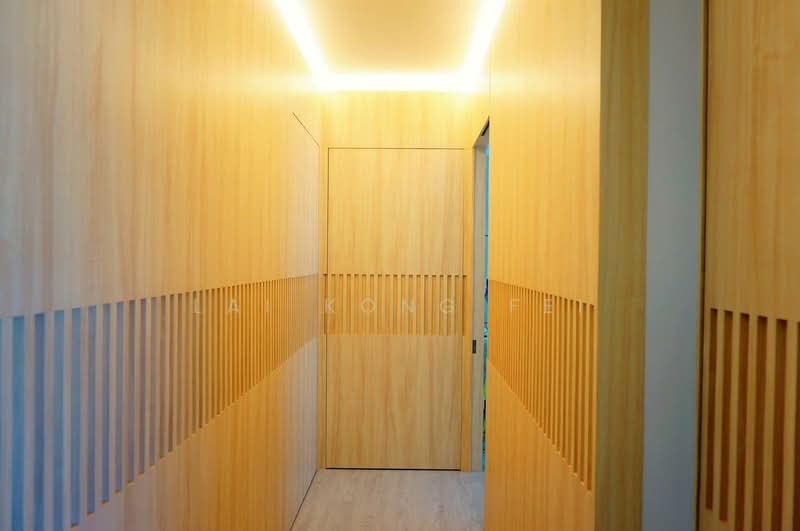 661B Edgedale Plains, 661B Edgedale Plains, 3 Bedrooms, 990 sqft, HDB Flat For Sale, by Lai Kong Fei, 500142416 - Corridor - PropertyGuru.com.sg