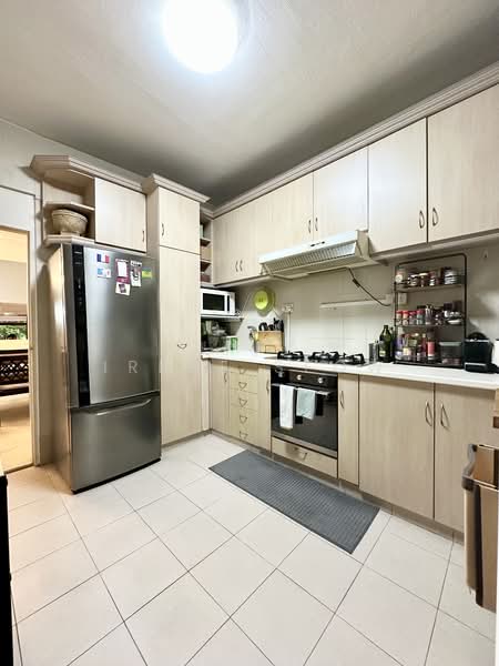 Island View, 38A Jalan Mat Jambol, 4 Bedrooms, 3,239 sqft, Condominium For Sale, by Irene Seow, 500142425 - Kitchen - PropertyGuru.com.sg