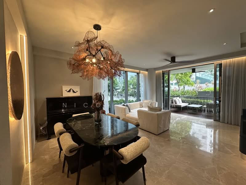 Amber Park, 18 Amber Gardens, 5 Bedrooms, 2,045 sqft, Condominium For Sale, by Nicole Chia, 500142426 - Living Room - PropertyGuru.com.sg