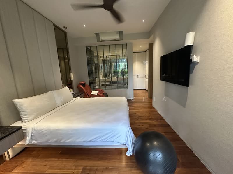 Amber Park, 18 Amber Gardens, 5 Bedrooms, 2,045 sqft, Condominium For Sale, by Nicole Chia, 500142426 - Bedroom - PropertyGuru.com.sg