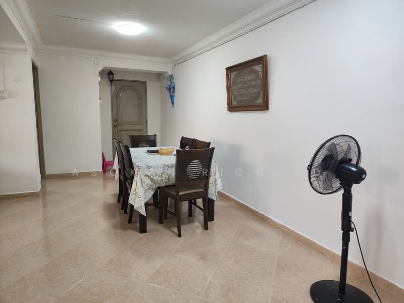 33 Teban Gardens Road, 33 Teban Gardens Road, 2 Bedrooms, 681 sqft, HDB Flat For Rent, by Asokan Richard, 500142433 - Dining Room - PropertyGuru.com.sg
