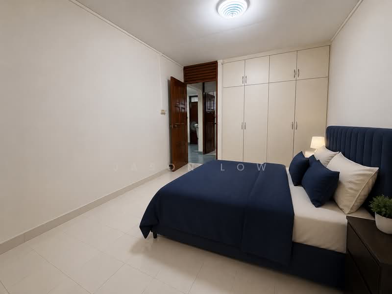238 Serangoon Avenue 2, 238 Serangoon Avenue 2, 3 Bedrooms, 904 sqft, HDB Flat For Sale, by Jason Low, 500142438 - Bedroom - PropertyGuru.com.sg