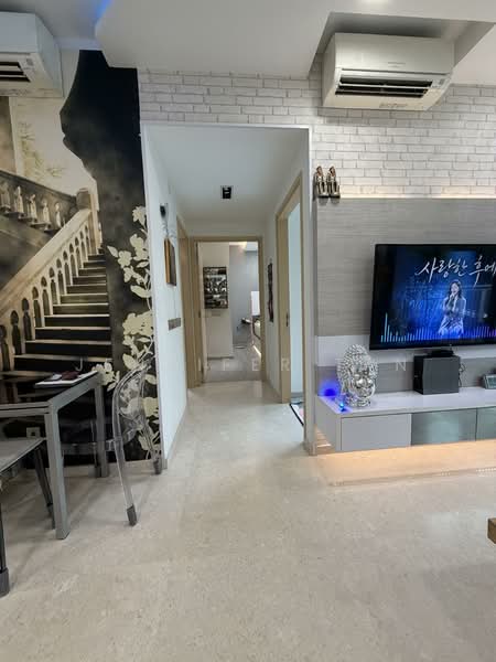 The Luxurie, 21 Compassvale Road, 1 Bedroom, 732 sqft, Condominium For Sale, by Jennifer Tan, 500142444 - Interior - PropertyGuru.com.sg