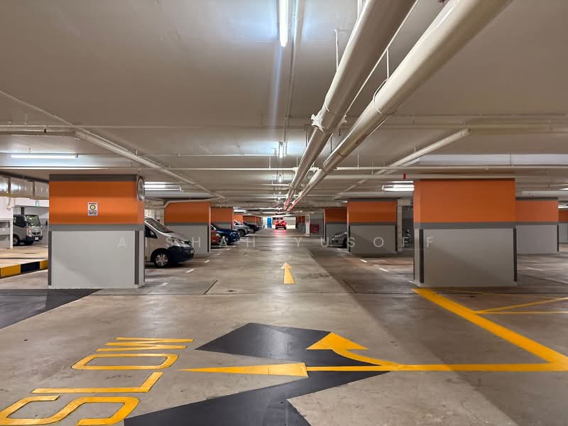Unity Centre, 51 Bukit Batok Crescent, 3,681 sqft, Light Industrial (B1) For Sale, by Aishah Yusoff, 500142448 - Car Park - CommercialGuru.com.sg