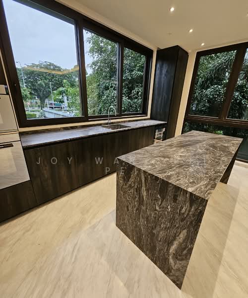 Shrewsbury Road, Shrewsbury Road, 6 Bedrooms, 6,926 sqft, Corner Terrace For Sale, by Joy Wang Pei Pei, 500142461 - PropertyGuru.com.sg
