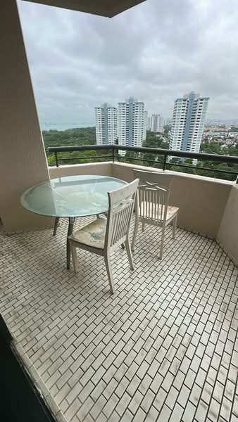 The Bayshore, 22 Bayshore Road, 3 Bedrooms, 1,292 sqft, Condominium For Rent, by Esther Lim, 500142473 - Balcony - PropertyGuru.com.sg