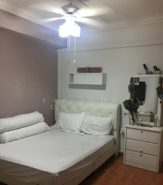 420 Hougang Avenue 10, 420 Hougang Avenue 10, 3 Bedrooms, 1,130 sqft, HDB Flat For Rent, by Kar Loon Choong, 500142482 - Bedroom - PropertyGuru.com.sg