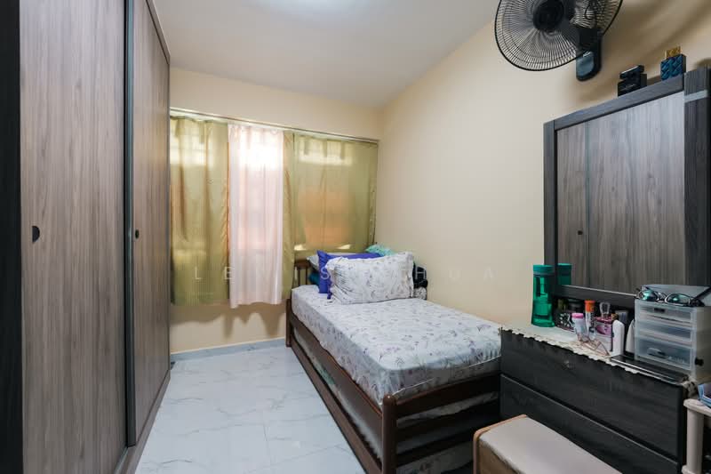 312C Clementi Avenue 4, 312C Clementi Avenue 4, 3 Bedrooms, 1,001 sqft, HDB Flat For Sale, by Lewis Chua, 500142484 - Bedroom - PropertyGuru.com.sg