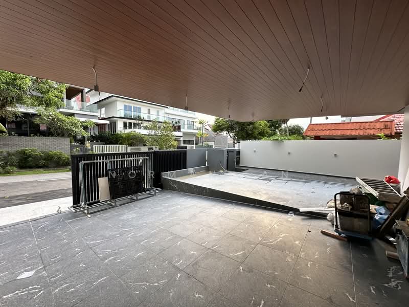 Serangoon Garden Estate, Brockhampton Drive, 6 Bedrooms, 7,460 sqft, Semi-Detached House For Sale, by Norman Tan, 500142485 - Exterior - PropertyGuru.com.sg