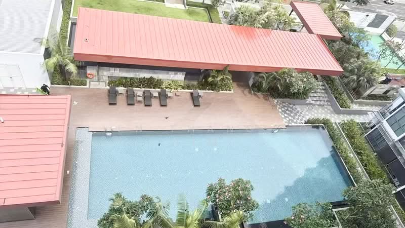 Midtown Residences, 1189 Upper Serangoon Road, Room Rental, 107 sqft, Condominium For Rent, by Varien Thang Toon Lim, 500142497 - Pool - PropertyGuru.com.sg