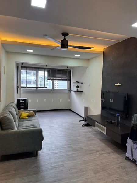 408 Sembawang Drive, 408 Sembawang Drive, Room Rental, 110 sqft, HDB Flat For Rent, by Kaisley Poon, 500142498 - Living Room - PropertyGuru.com.sg