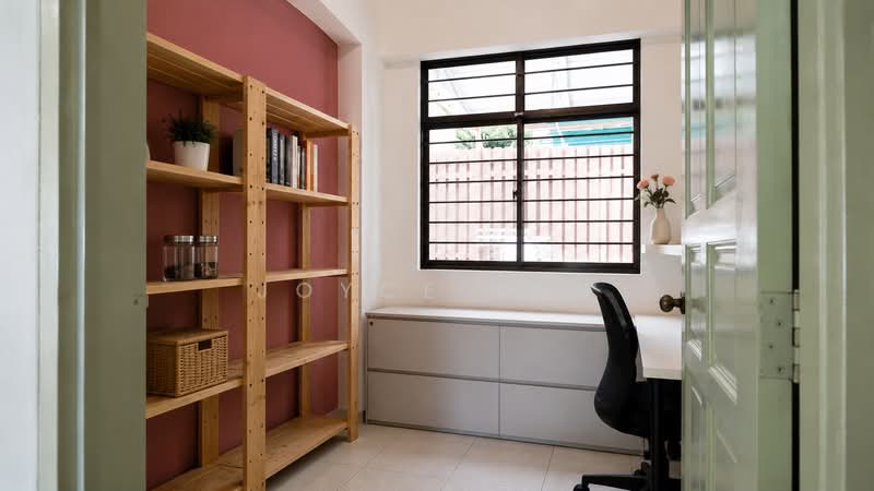 Parry Garden, Poh Huat Road, 6 Bedrooms, 4,000 sqft, Corner Terrace For Sale, by Joyce Tan, 500142510 - Study - PropertyGuru.com.sg