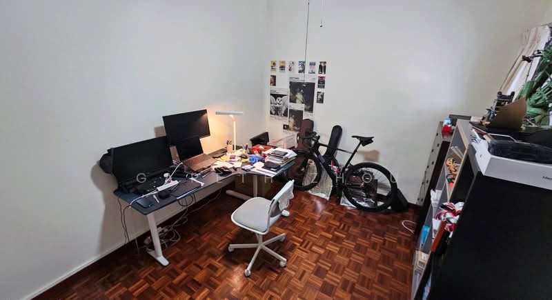 🌿 Ridgewood 4BR Family Home Near Henry Park and One North / Dover, , 3 Bedrooms, 1,744 sqft, Condominium For Rent, by Gareth Zhou, 500142514 - Common Room 1 - PropertyGuru.com.sg