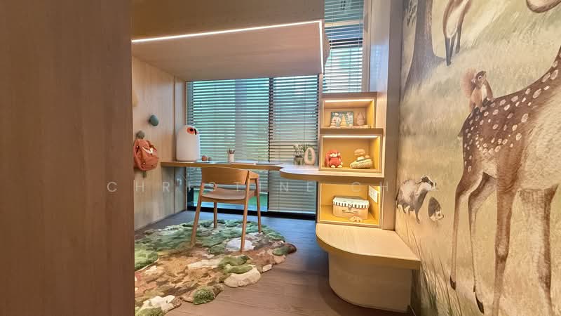 CHEAP!!FREEHOLD!!NEAR MRT!! MINS TO CBD, , 3 Bedrooms, 969 sqft, Condominium For Sale, by Christine Chin, 500142516 - Study - PropertyGuru.com.sg