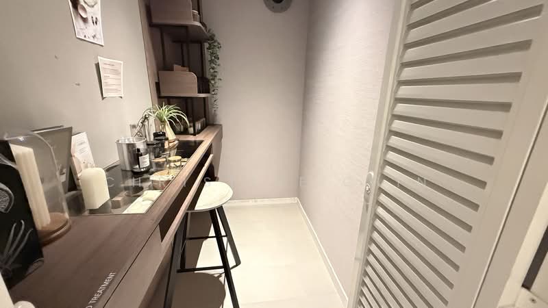 CHEAP!!FREEHOLD!!NEAR MRT!! MINS TO CBD, , 3 Bedrooms, 969 sqft, Condominium For Sale, by Christine Chin, 500142516 - Interior - PropertyGuru.com.sg