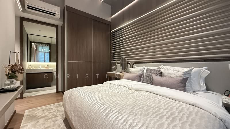 CHEAP!!FREEHOLD!!NEAR MRT!! MINS TO CBD, , 3 Bedrooms, 969 sqft, Condominium For Sale, by Christine Chin, 500142516 - Bedroom - PropertyGuru.com.sg
