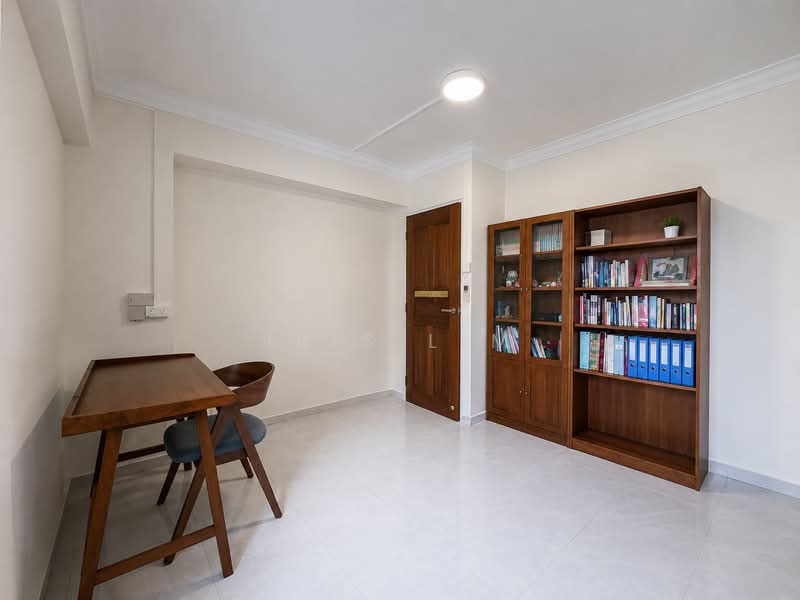 443 Choa Chu Kang Avenue 4, 443 Choa Chu Kang Avenue 4, 3 Bedrooms, 969 sqft, HDB Flat For Sale, by Iris Lim, 500142522 - Common Room 2 - PropertyGuru.com.sg